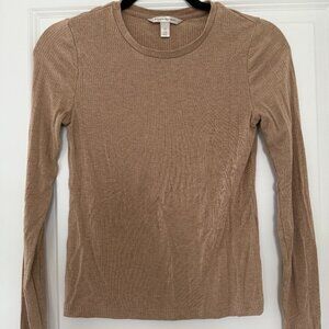 Banana Republic basic long sleeve